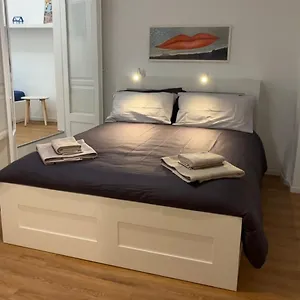 Casa In Centro Con Terrazzo , Bari Italia